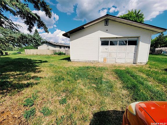2nd image of 72 2nd AVENUE