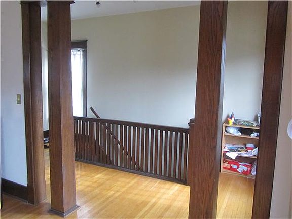 2nd image of 353 Bryant St