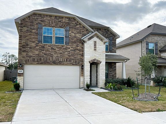 2nd image of 1747 Gray Hawk Dr