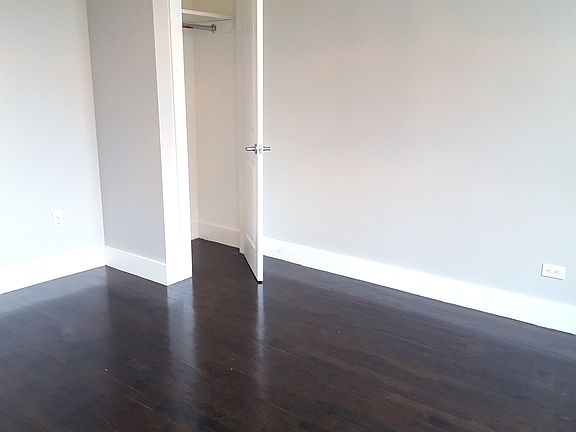 5th image of 557 E 21st St APT 3A