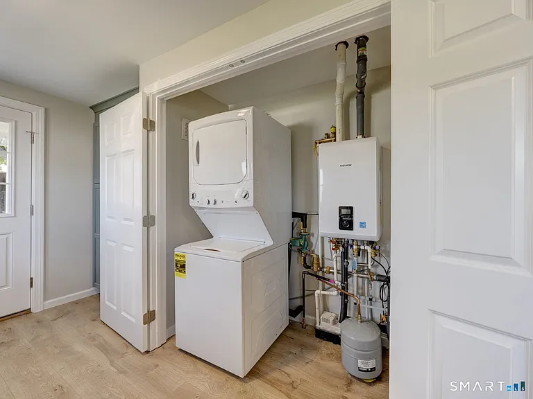 1455R Forbes St — Photo 7