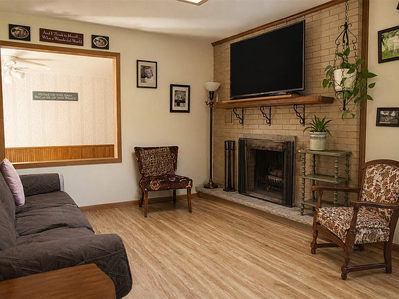 4th image of 1611 Dorret Road