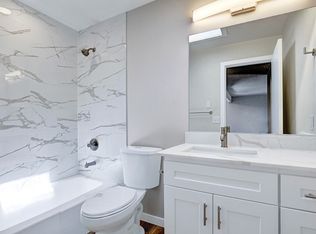 4023 California Ave SW APT 203, Seattle, WA 98116