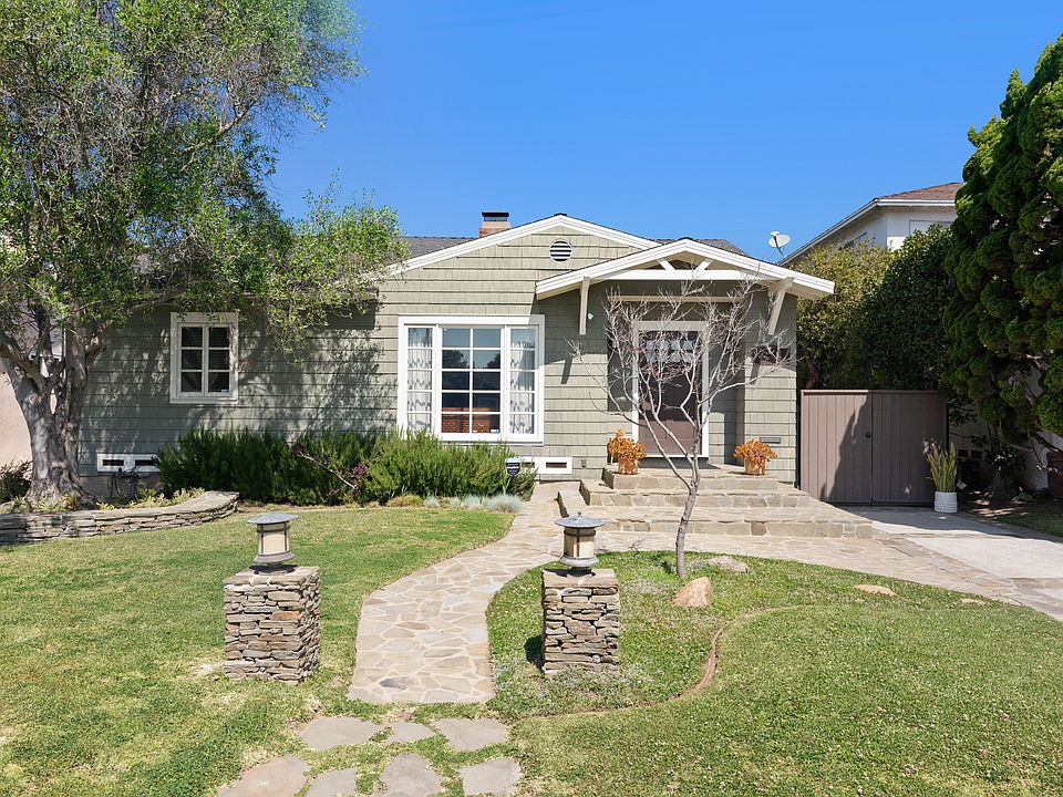 1st image of 12537 Brooklake St