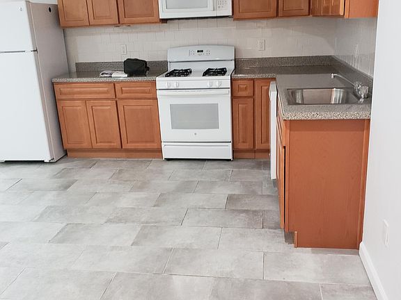 2nd image of 50 Davis Ave #7