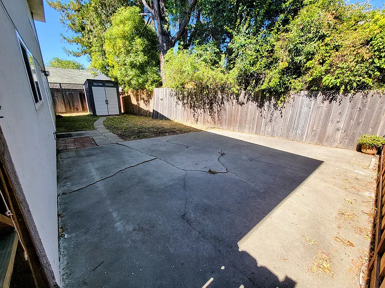 710 Riverside Ave #5 — Photo 2