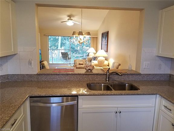 5th image of 1364 Churchill Cir #M-202