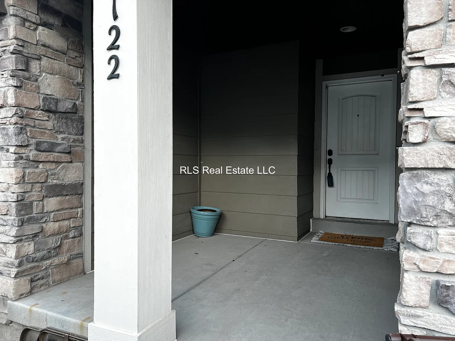 3 bed, 2.5 bath, 1420 sqft, $575 — Photo 2