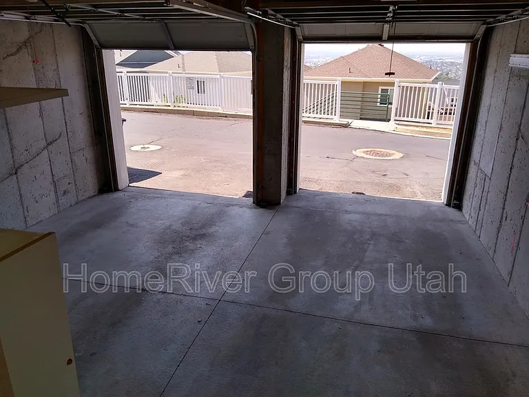 985 E Senior Band Rd — Photo 7