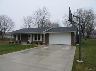 6955 Essex Dr, Tecumseh, MI 49286