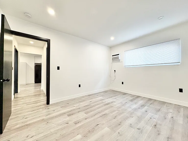 2320 S Robertson Blvd #2 — Photo 11