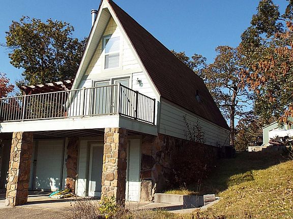 3rd image of 103 Sioux Ln
