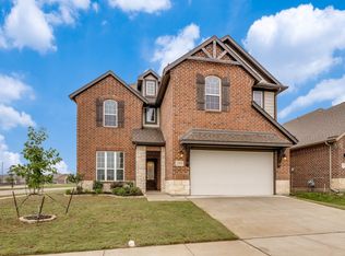 2001 Sun Star Dr, Fort Worth, TX 76052