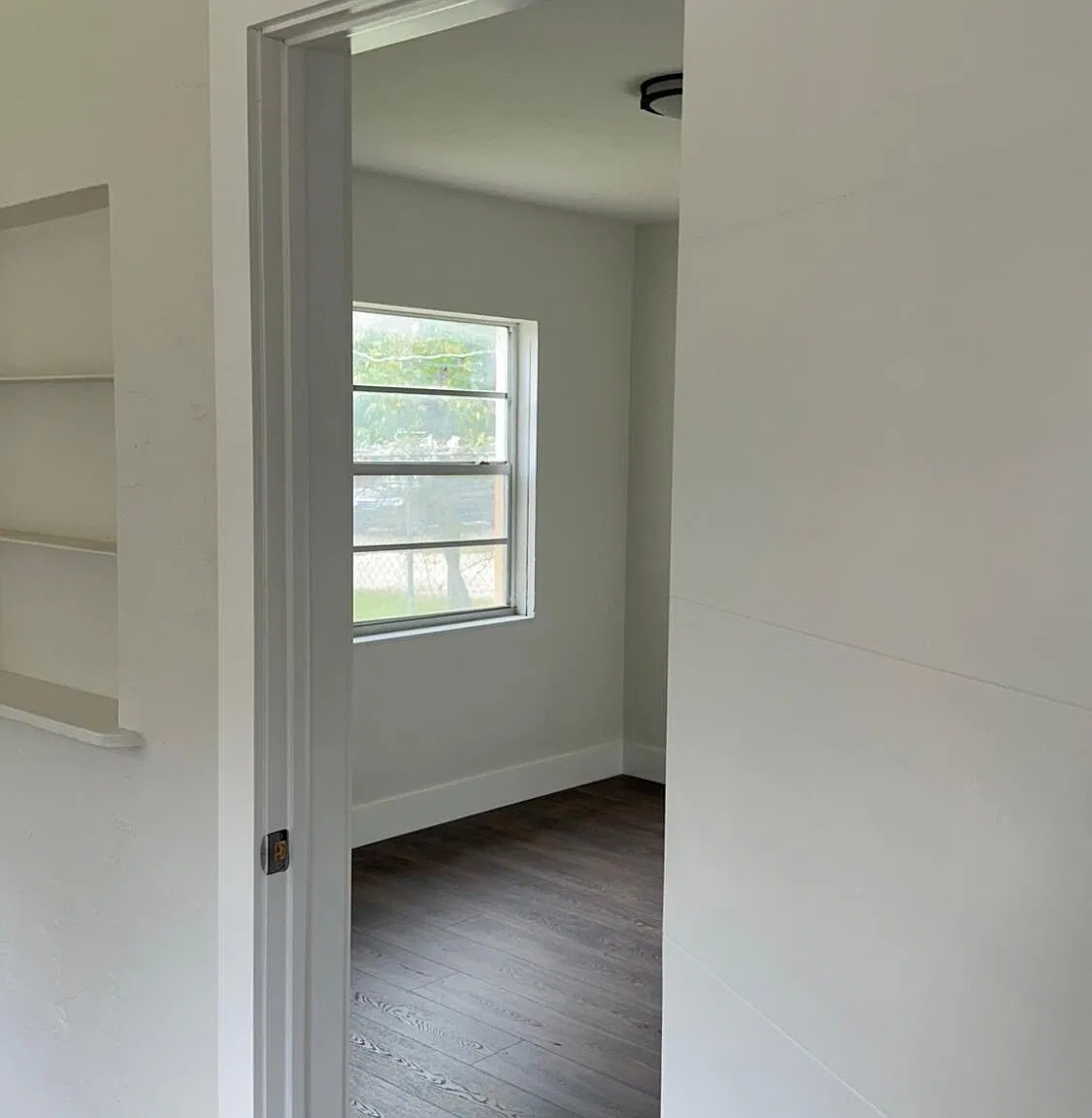 2 bed, 1.0 bath, 900 sqft, $2,100 — Photo 3