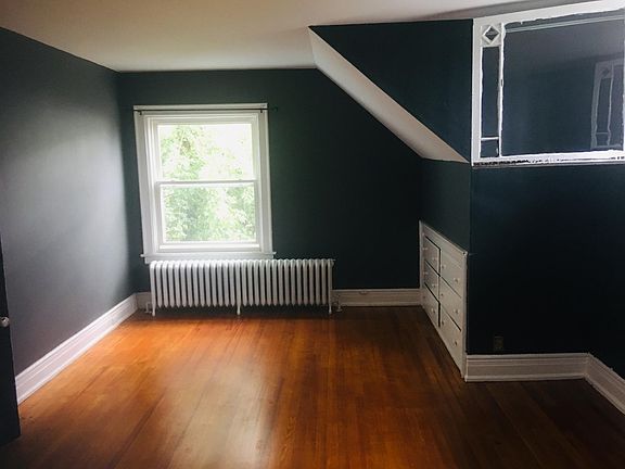 2nd image of 407 Norwood Ave APT 3