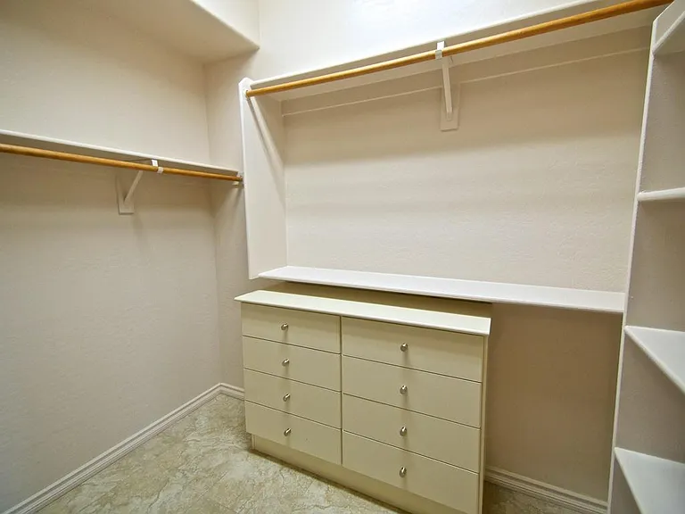 4823 E Williams Dr — Photo 10