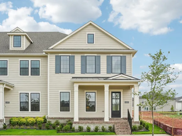 1402 Marsh Ln, Frisco, TX 75033