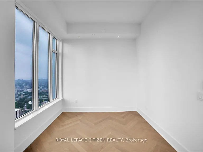 11 Yorkville Ave #6007 — Photo 12