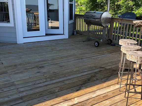 Spacious Deck