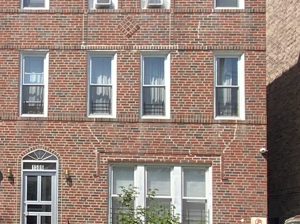 1586 East 22nd Street image 6 of 8