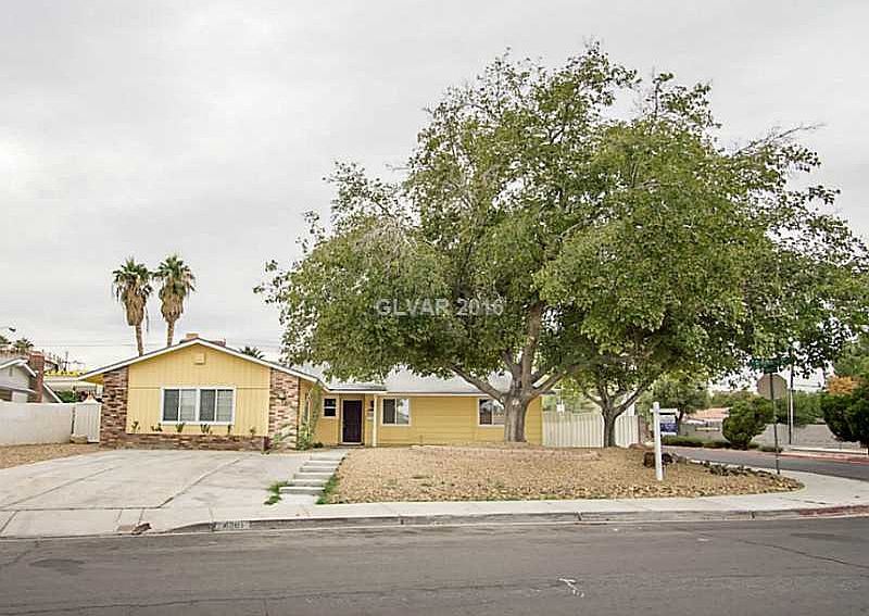 1st image of 4261 Greenhill Dr