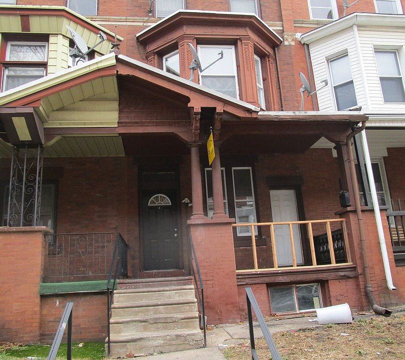 1st image of 3651 N 21st St #2