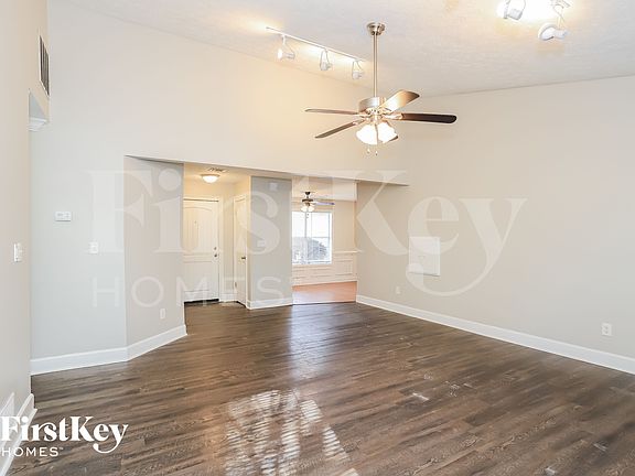 3rd image of 2847 Spring Green Way