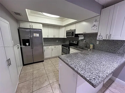 29 Madrid Ln #8-9 Photo 1