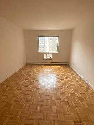 Rented by Contact Realty | media 10