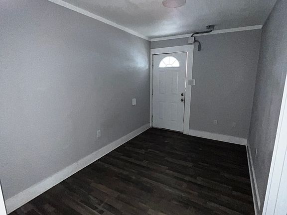 2nd image of 1011 E White Ave #6