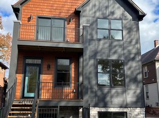 1033 Lakepointe St #B, Grosse Pointe, MI 48230