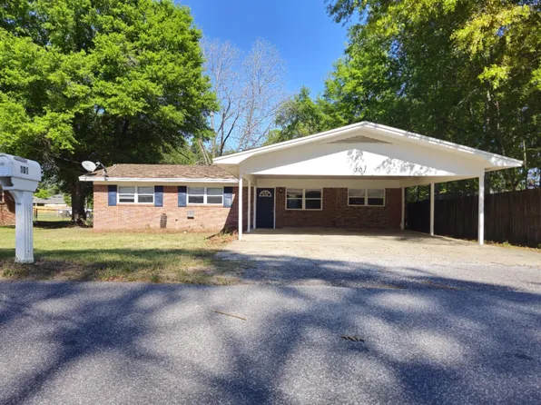 101 Blaylock St, Crestview, FL 32539