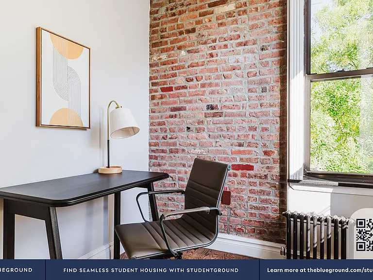 309 E 8th St #C3 — Photo 6