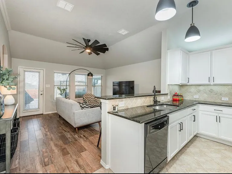 14348 Artisan Dr — Photo 11
