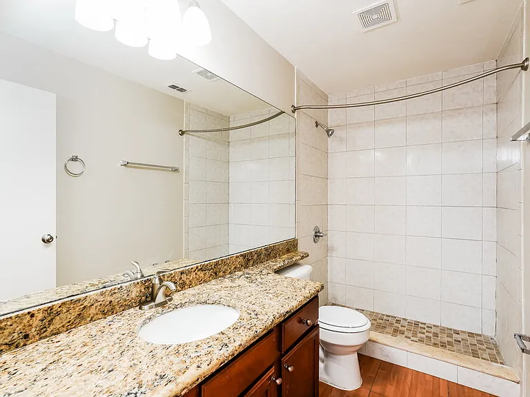 1227 Heather Lake Dr — Photo 15