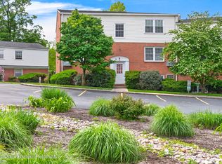 9 Huguenot St APT 4, New Paltz, NY 12561