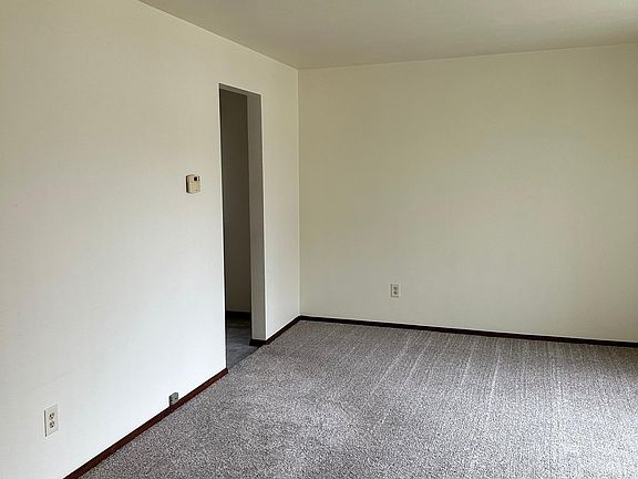 4th image of 1250 Primrose Ln