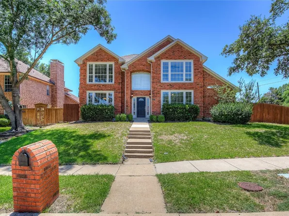 2100 Larkspur Dr, Carrollton, TX 75010