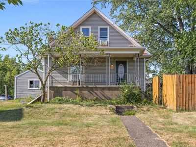 136 Main St, Hickory, PA, 15340
