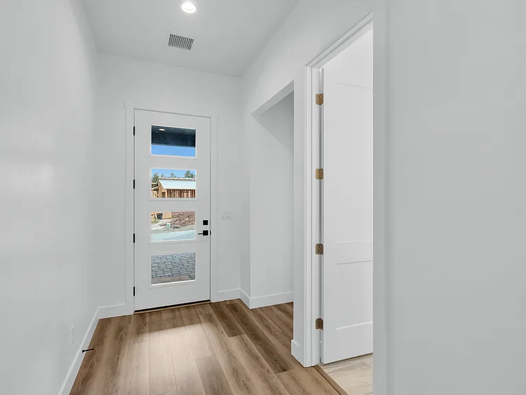 2749 S Vega St — Photo 11