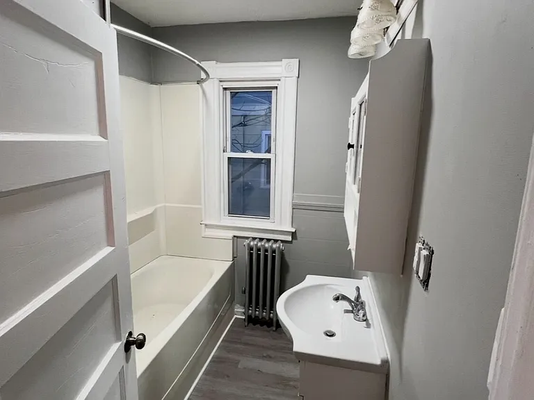 3 Oak Ave — Photo 5