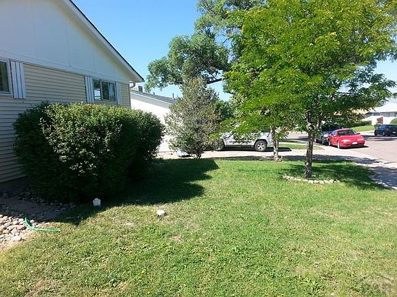 4th image of 44 Dundee Ln