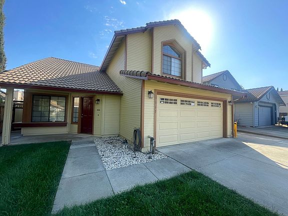 2nd image of 1117 Tanglewood Dr
