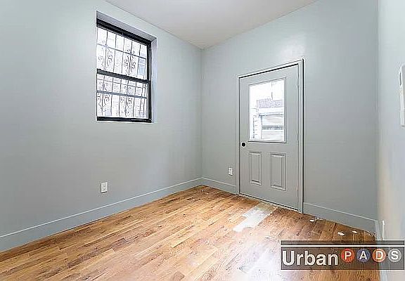 3rd image of 540 Linwood St APT 1