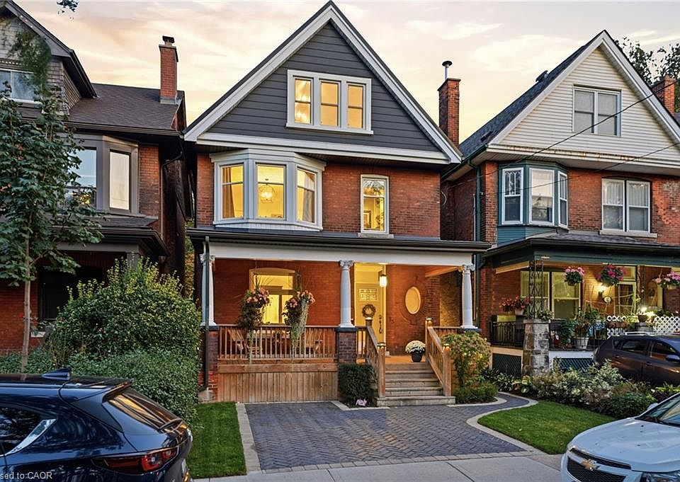 1st image of 35 Fairleigh Ave S