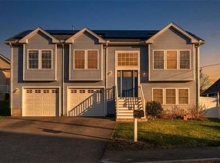 29 Calumet Ave, Johnston, RI 02919