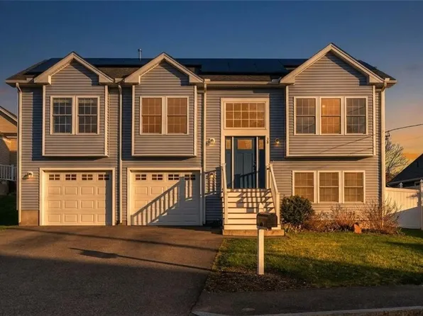 29 Calumet Ave, Johnston, RI 02919