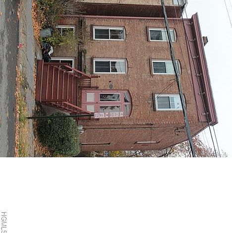 1st image of 227 Dubois St
