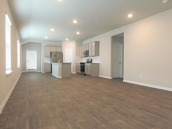 2nd image of 313 Globe Mallow Cir