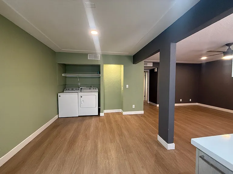 2201 Sun Ave #B — Photo 25